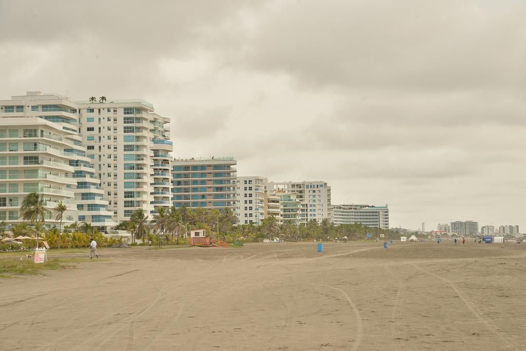 Moderno 3 Alcobas Frente A Playa Apartman Cartagena Kültér fotó